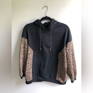 Shein Women’s Size XL Black & Leopard Animal Print Hoodie With Drawstring